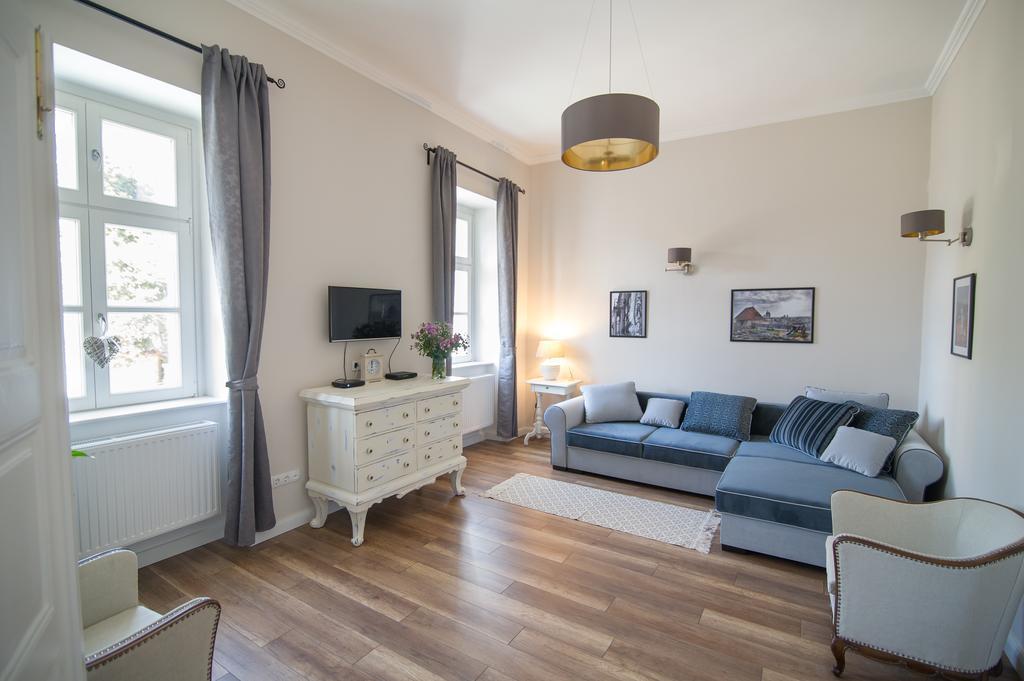 Brody Apartman Eger Eksteriør bilde